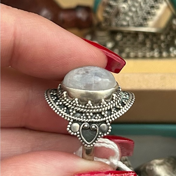 .925 Sterling silver & Moonstone ring - Picture 2 of 3